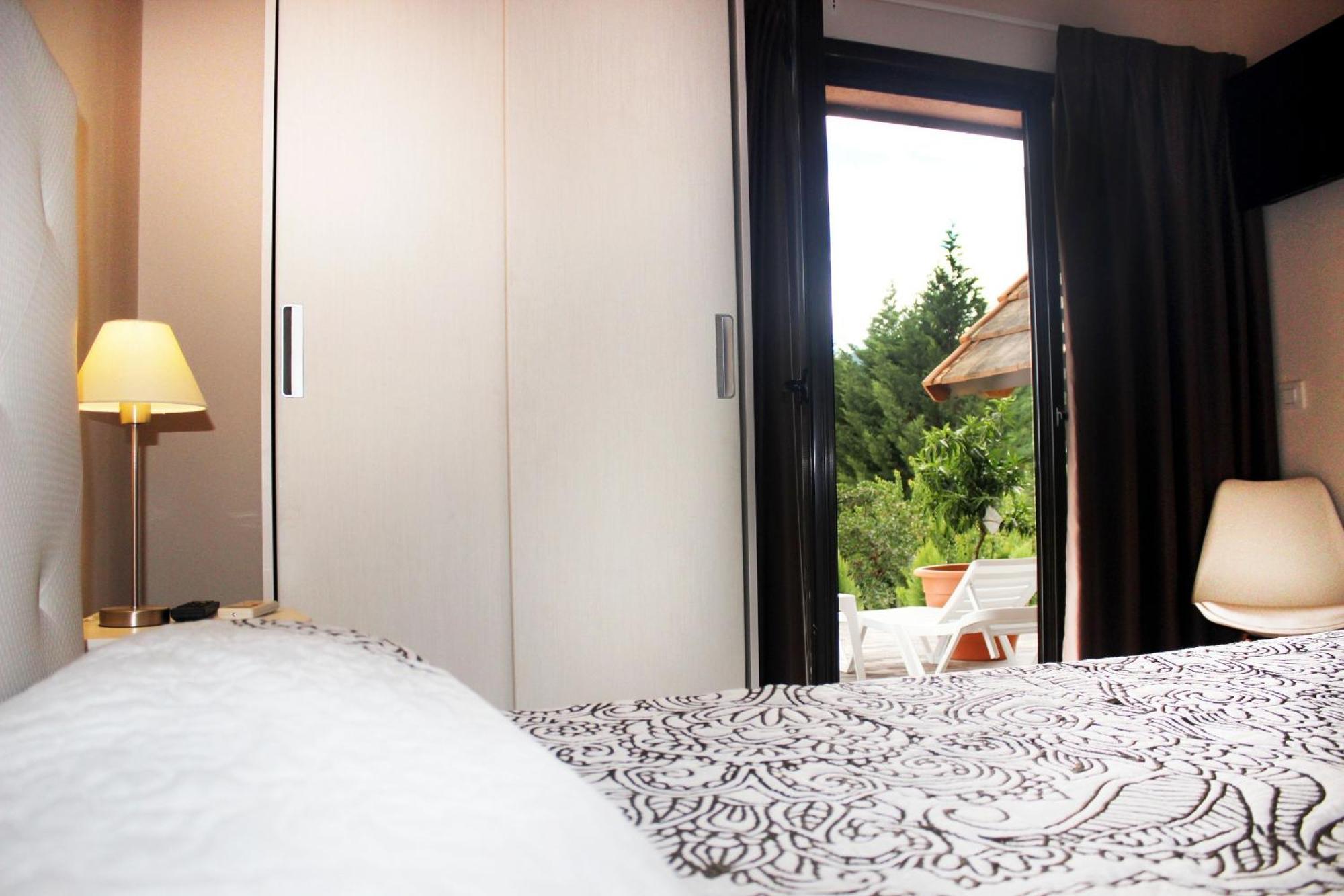 Complejo Rural La Coronilla Guest House Jarandilla de la Vera Room photo