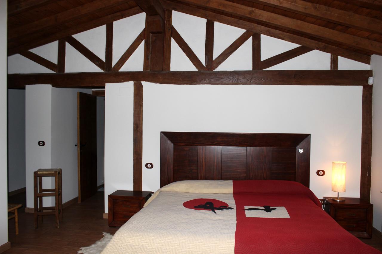 Complejo Rural La Coronilla Guest House Jarandilla de la Vera Room photo